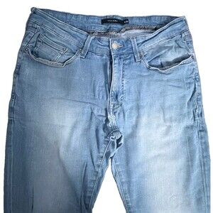 Tahari Mens Light Wash Denim Jeans Size W30 Blue Stretch Pants⁠